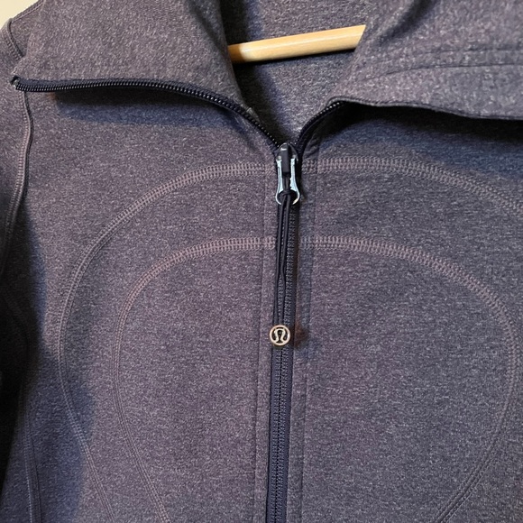 Lululemon Stride Jacket - Picture 2 of 4